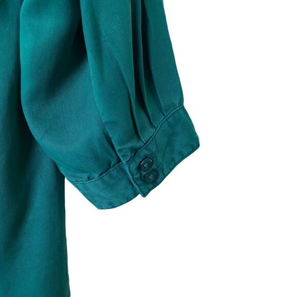 Green Ruffled V-Neck Long Sleeve Pullover Blouse - Picture 6 of 7